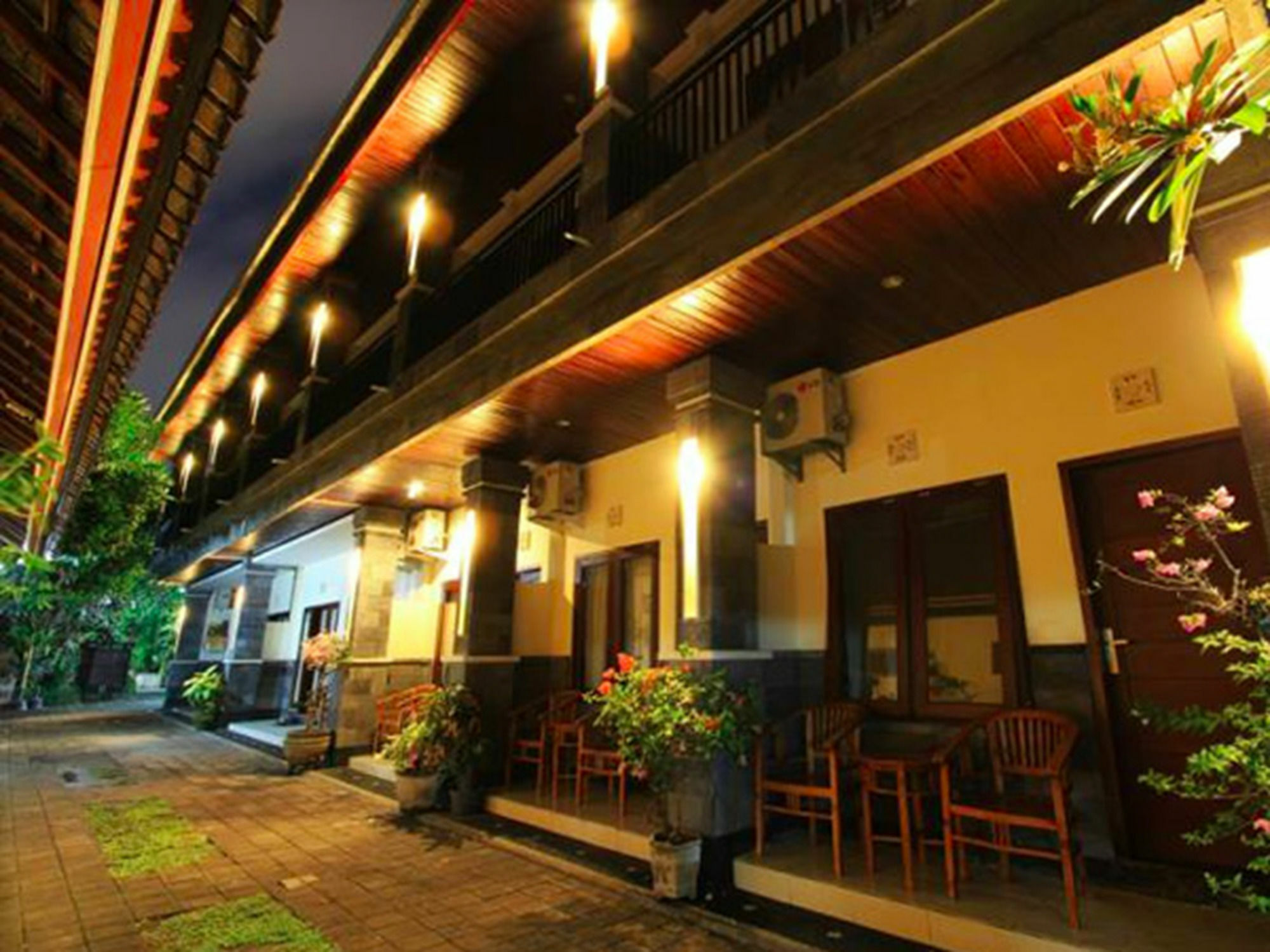 Surya Inn Kuta Lombok Zewnętrze zdjęcie